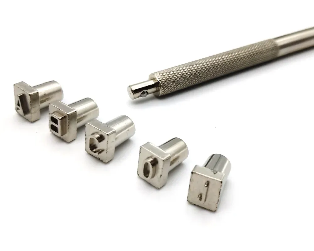 Buchstaben Zahlen Stempelset Leder 4 bis 10 mm