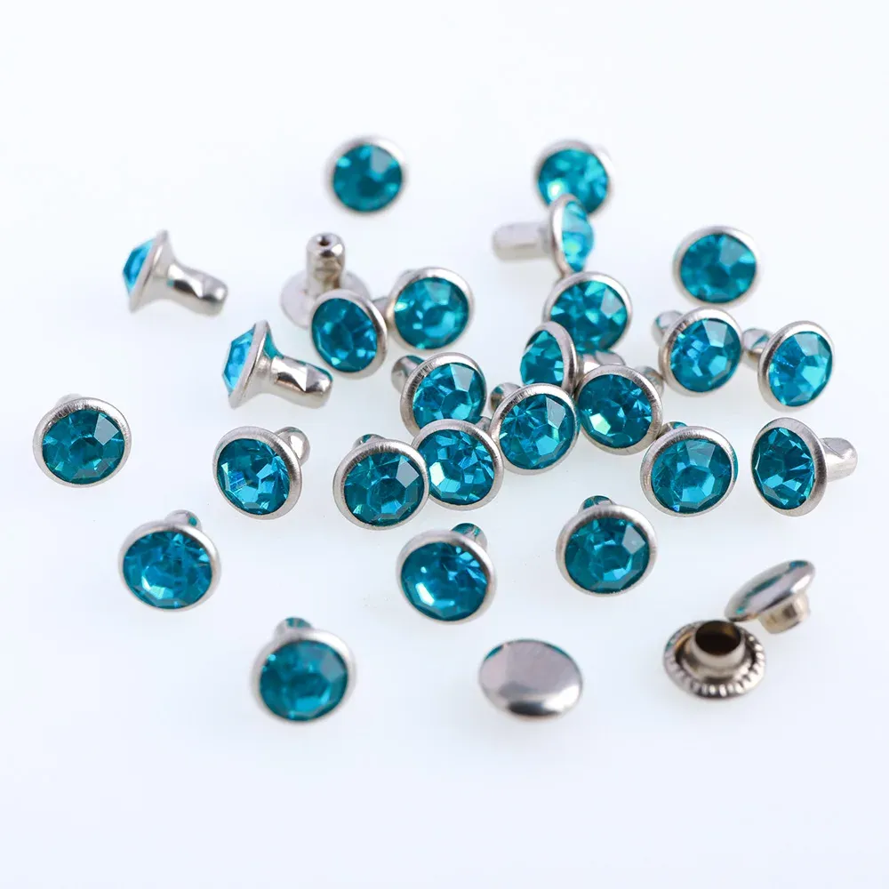 Glas Strass Nieten 6mm bis 8mm für Lederhandwerk 100 Sets
