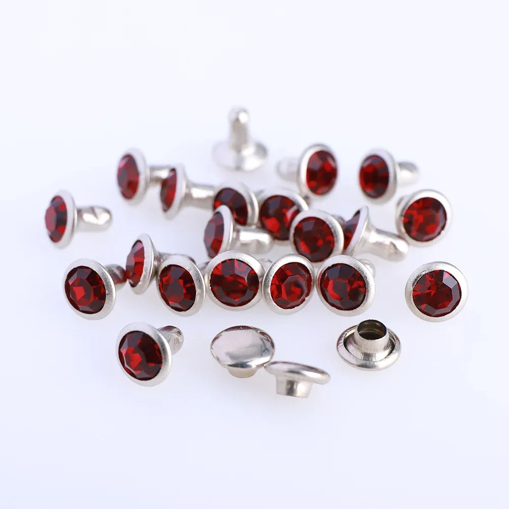 Glas Strass Nieten 6mm bis 8mm für Lederhandwerk 100 Sets