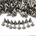 Kegel Nieten und Spikes 100 Stück für Kleidung und Taschen – Farbe silver
