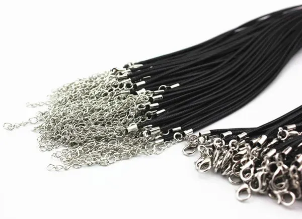 Lederband gewachst 2 mm 45 cm mit Verschluss für Schmuck
