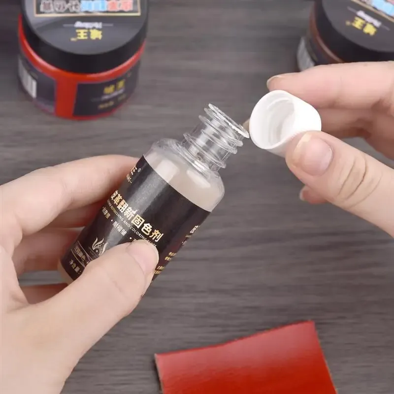 Lederfarbe 50 ml zur Reparatur und Restaurierung
