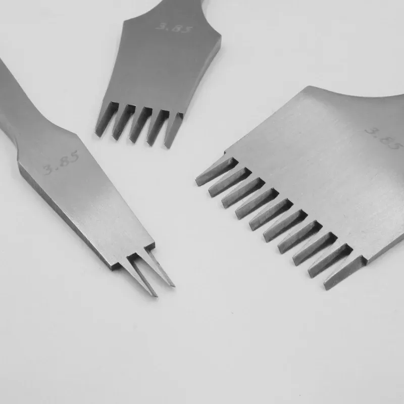 Locher Eckmeißel 2,7 bis 3,85 mm für Lederhandwerk