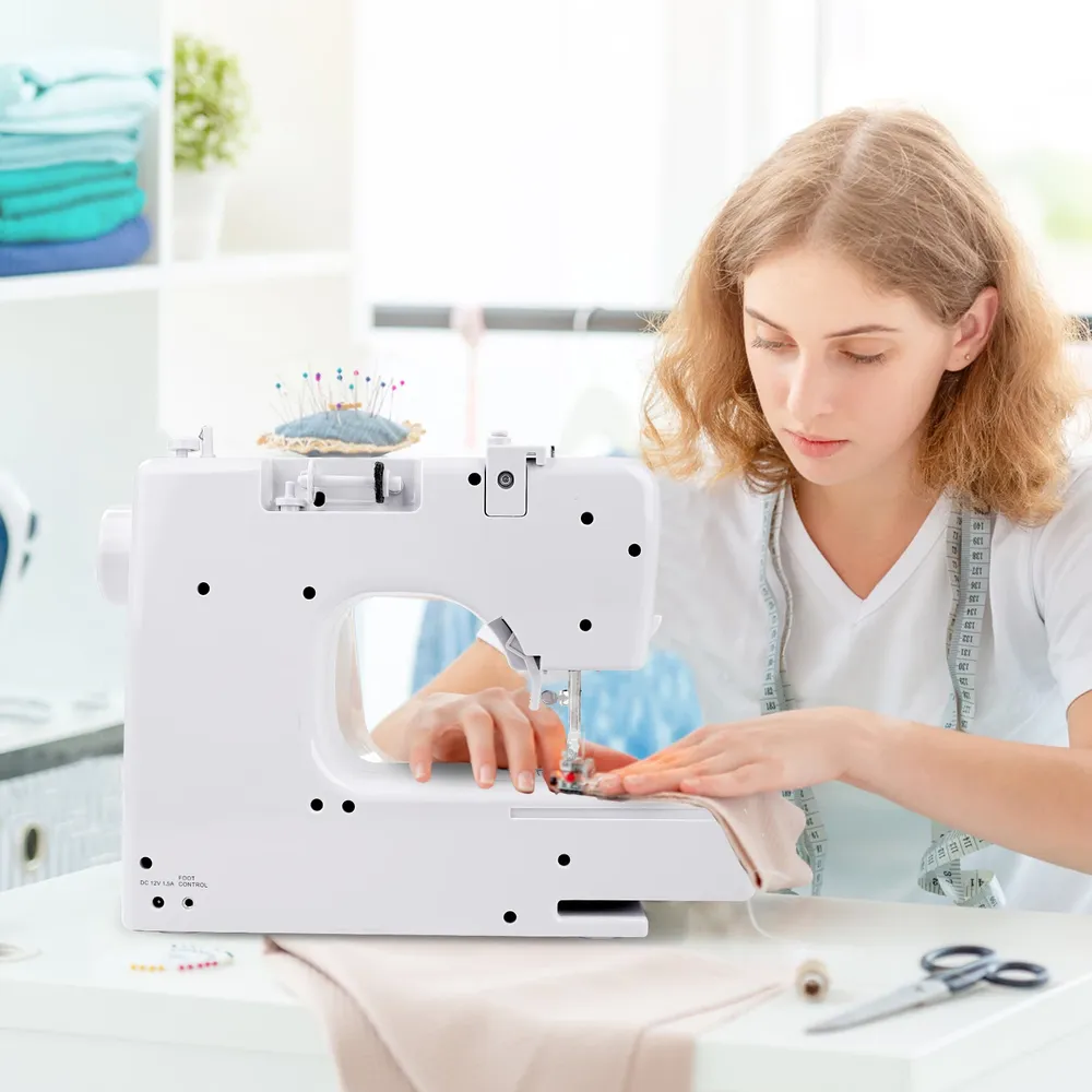 Mini Elektro Nähmaschine 45 Stiche