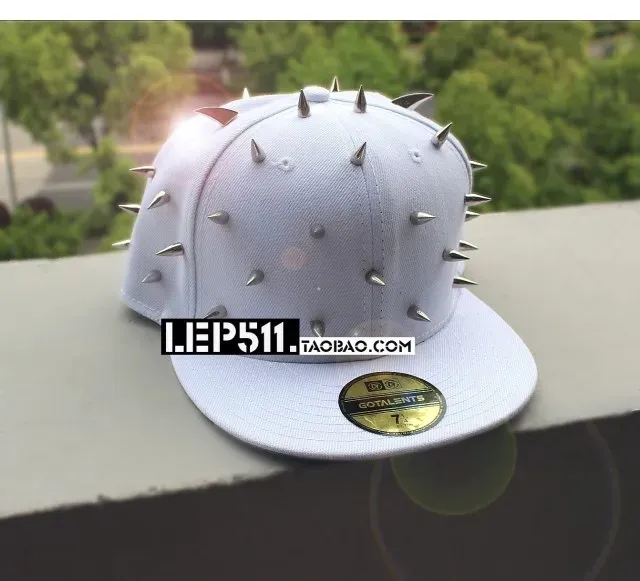 Nieten Spikes rund 7 bis 29 mm für Kleidung