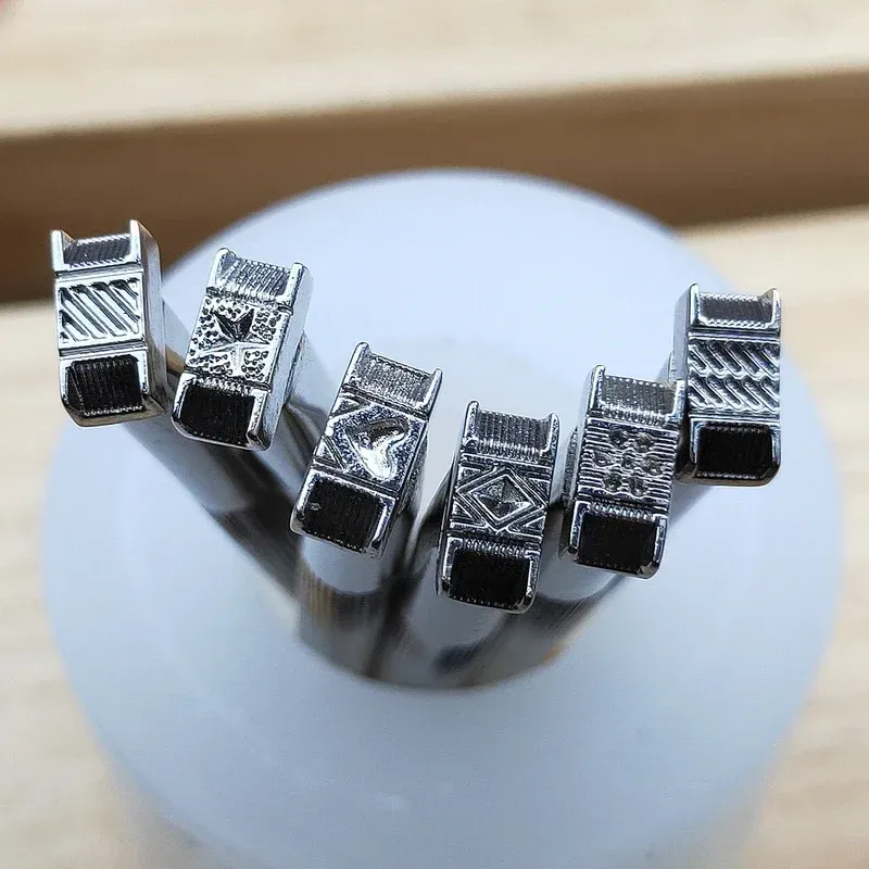 Prägewerkzeug Metall 6 Stück